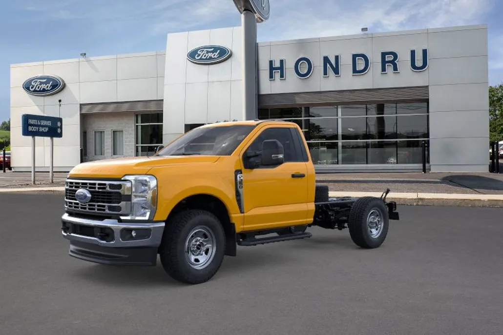 2026 Ford F-350 photo 1