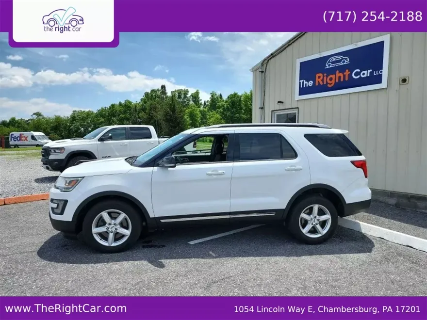 2017 Ford Explorer XLT photo 1
