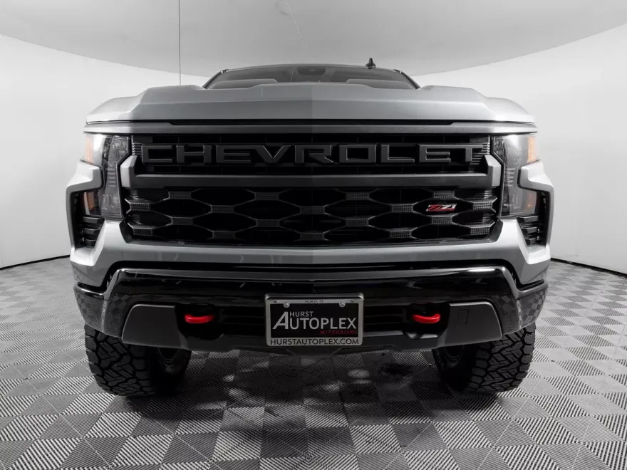 2025 Chevrolet Silverado 1500 Custom Trail Boss photo 1