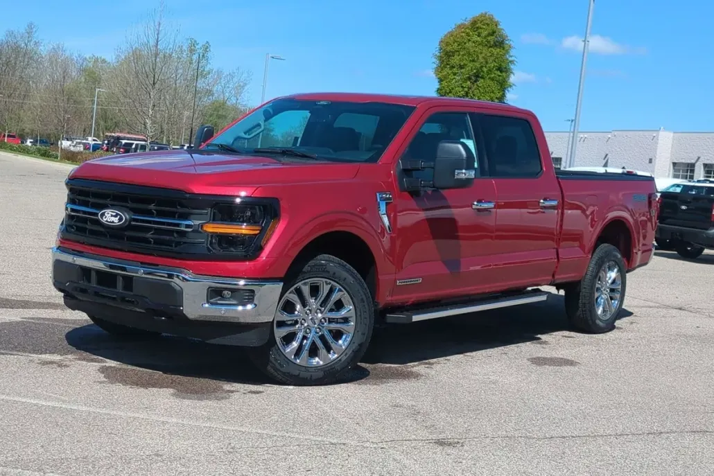 2025 Ford F-150 XLT photo 1