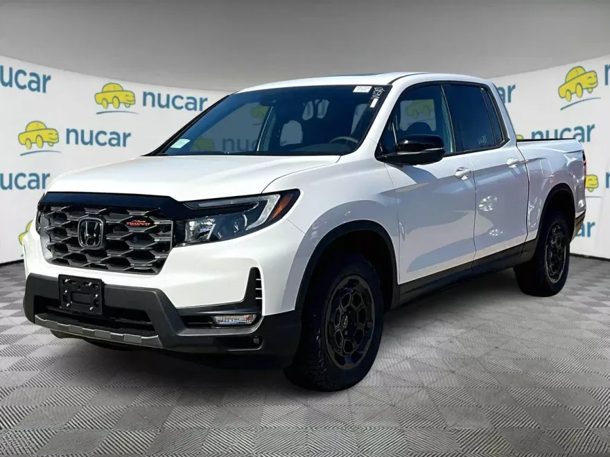 2025 Honda Ridgeline TrailSport photo 1