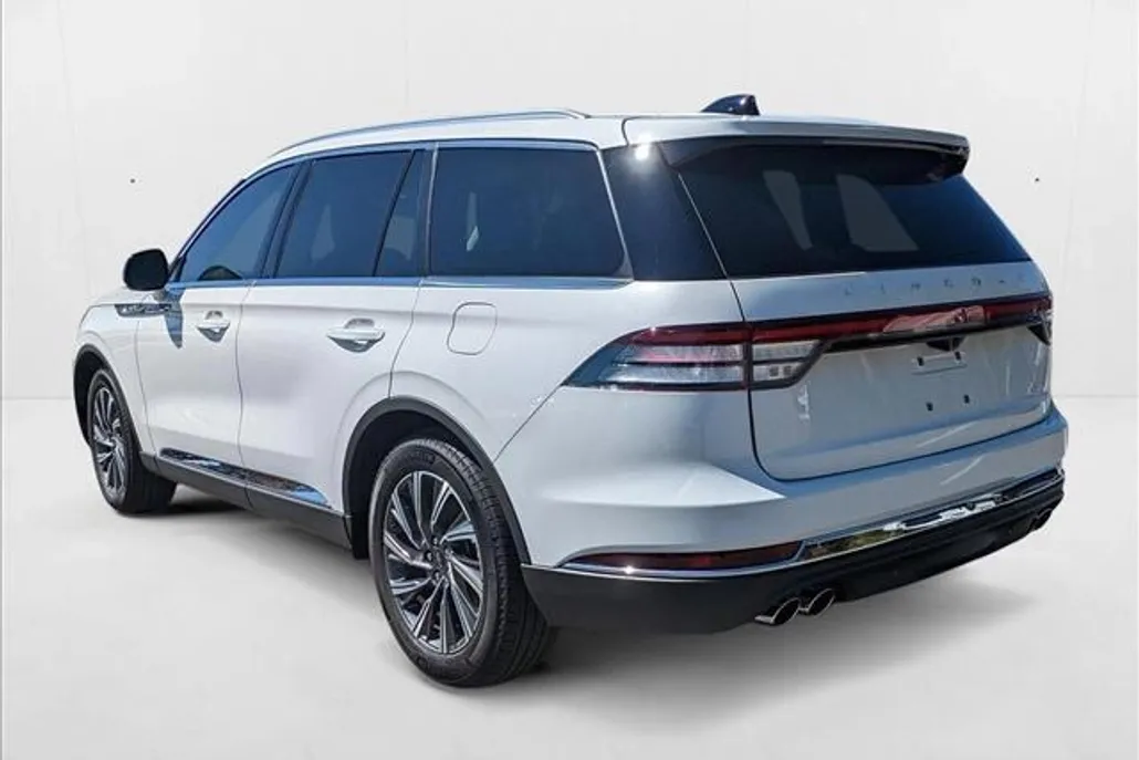 2025 Lincoln Aviator Premiere photo 1