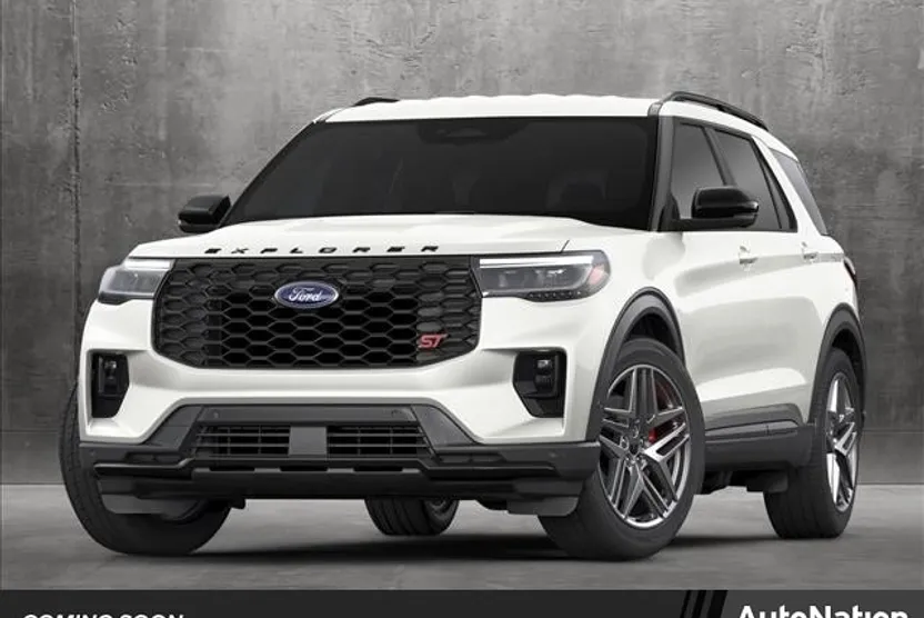 2025 Ford Explorer ST photo 1