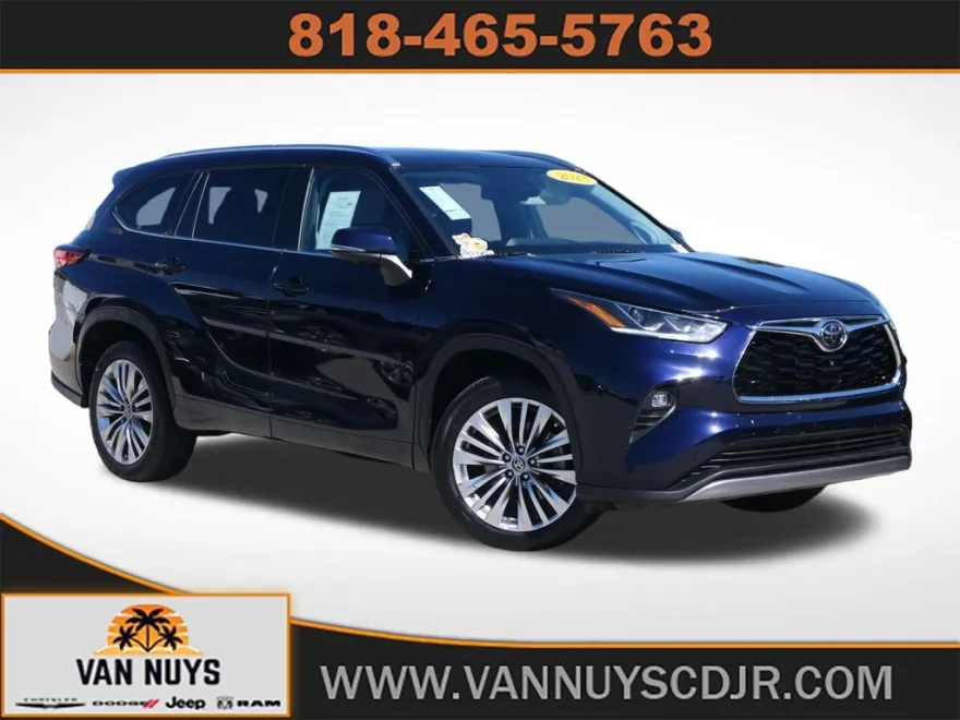 2023 Toyota Highlander Platinum photo 1