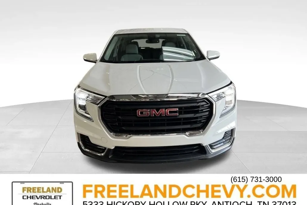 2024 Gmc Terrain SLE photo 1