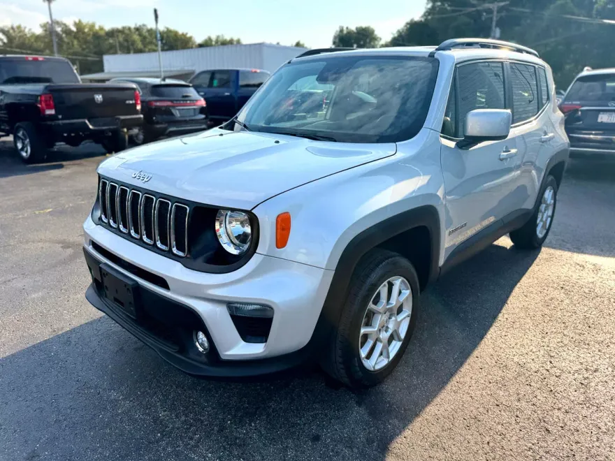 2019 Jeep Renegade Latitude photo 1