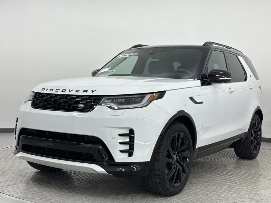 2024 Land Rover Discovery SE photo 1