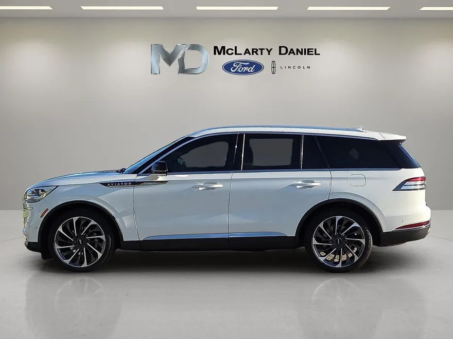 2020 Lincoln Aviator Reserve photo 1
