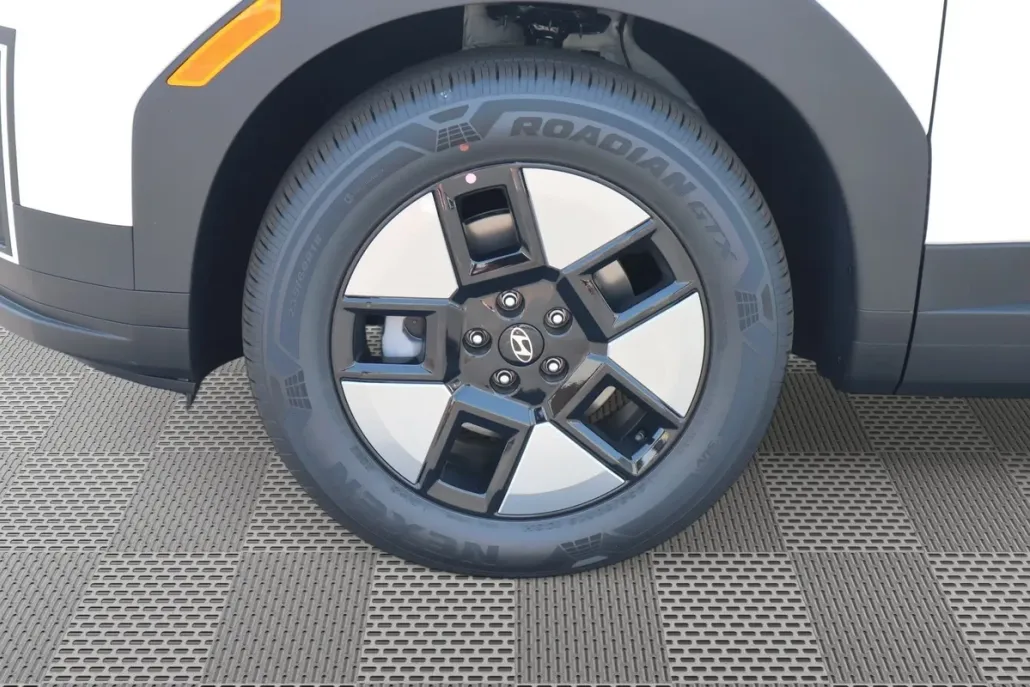 2026 Hyundai Santa Fe SE photo 1