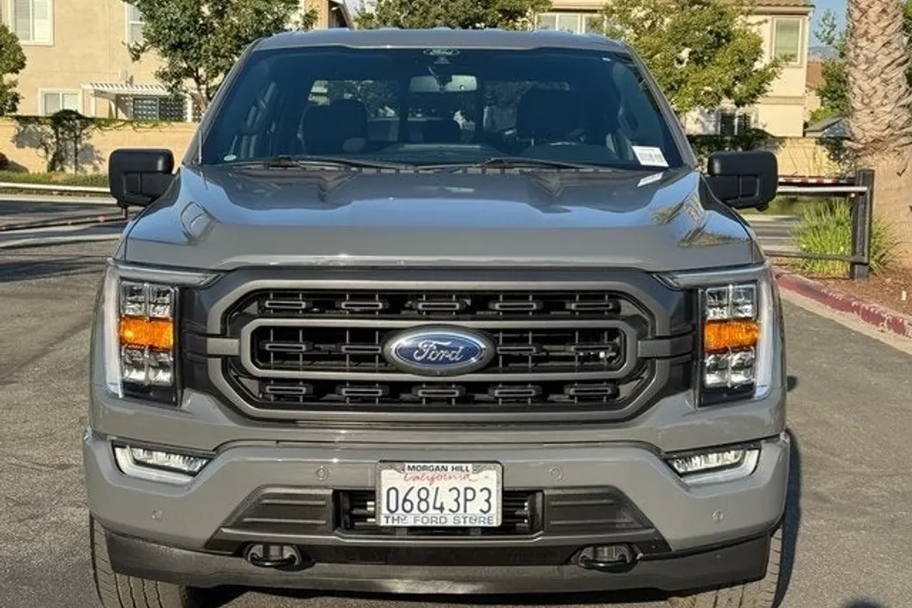 2021 Ford F-150 XLT photo 1