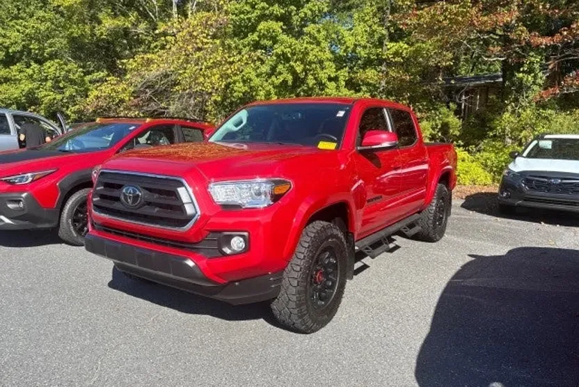 2022 Toyota Tacoma 4x4 SR photo 1