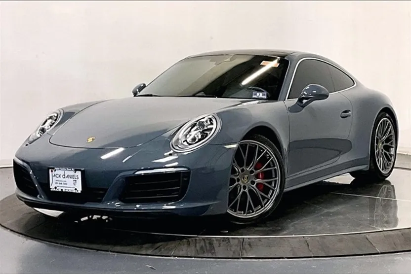2017 Porsche 911 4S 4 GTS photo 1
