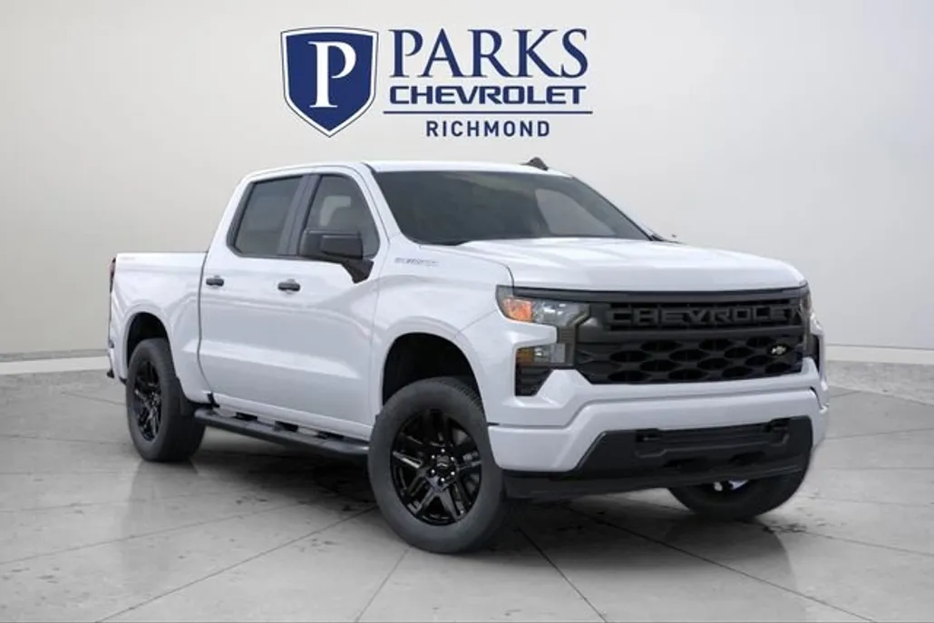2025 Chevrolet Silverado 1500 Custom photo 1