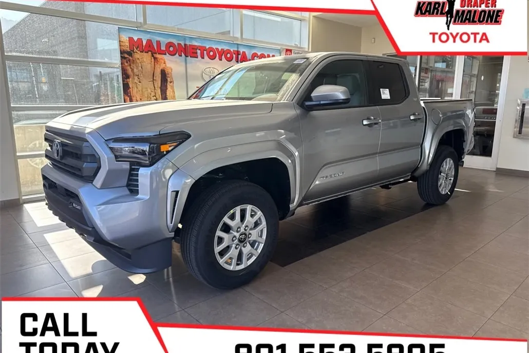 2025 Toyota Tacoma SR5 photo 1