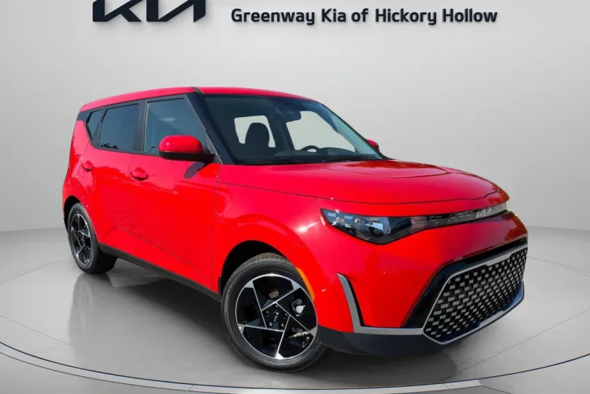 2025 Kia Soul EX photo 1