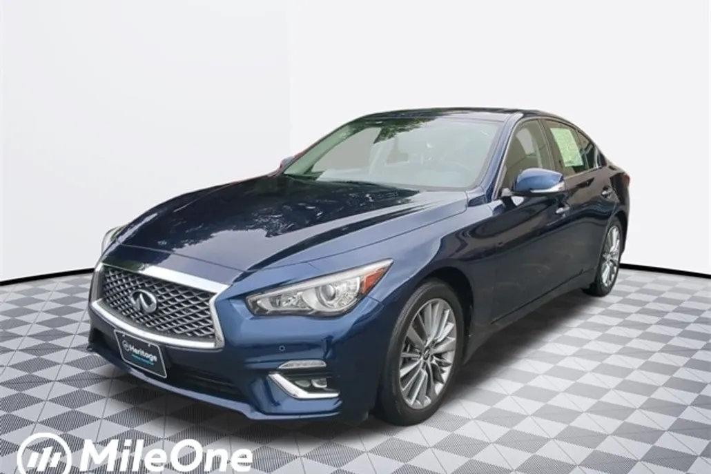 2022 Infiniti Q50 LUXE photo 1