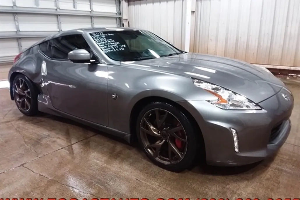 2014 Nissan 370Z photo 1