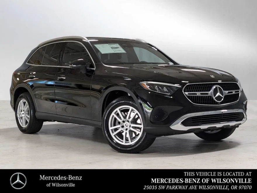 2025 Mercedes Benz GLC 300 4MATIC photo 1