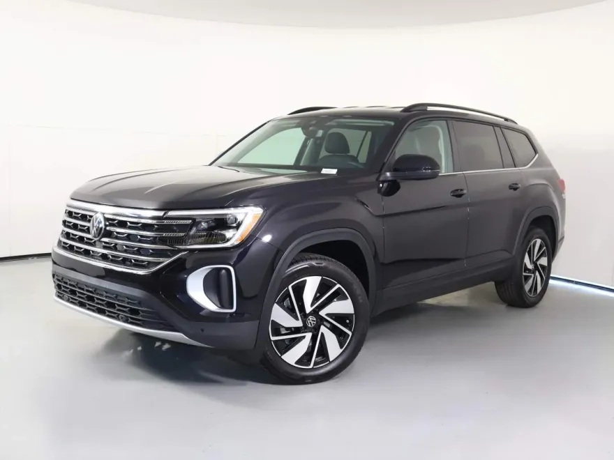 2026 Volkswagen Atlas SE Technology photo 1
