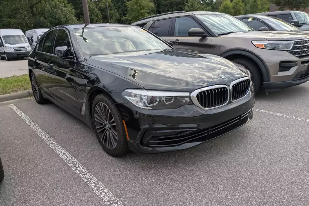 2019 Bmw 530e Sedan photo 1