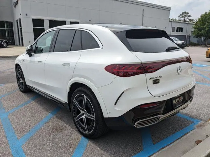 2024 Mercedes Benz EQE SUV AMG 4MATIC photo 2
