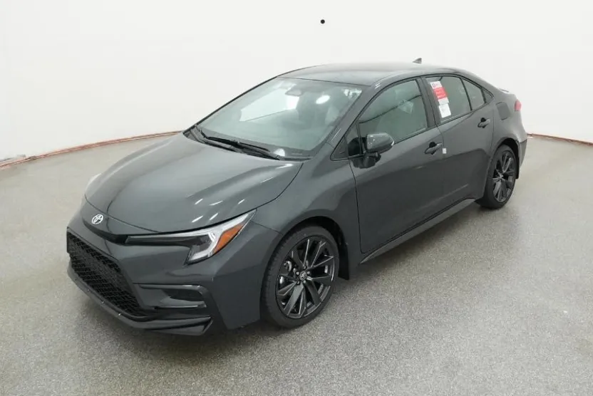 2026 Toyota Corolla SE photo 1