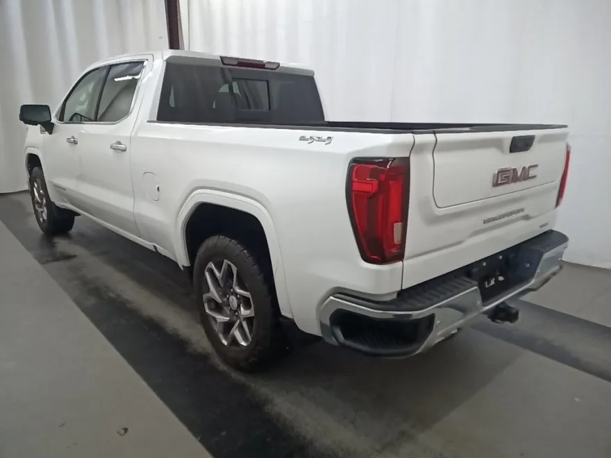 2022 Gmc Sierra 1500 SLT photo 1