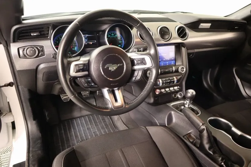2021 Ford Mustang GT photo 1