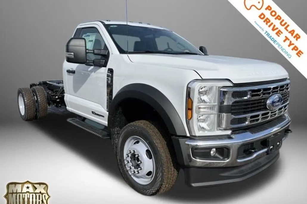 2024 Ford F-550 XL photo 1