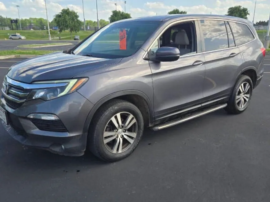 2016 Honda Pilot EX-L photo 1