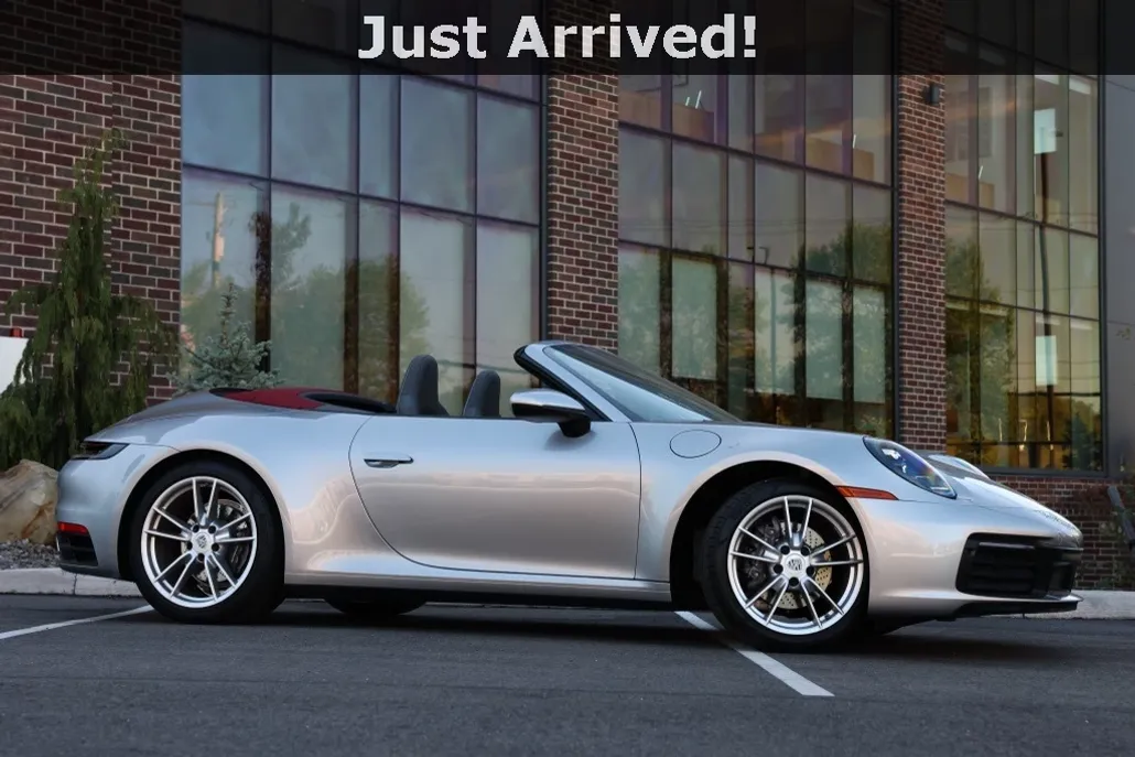 2023 Porsche 911 photo 1