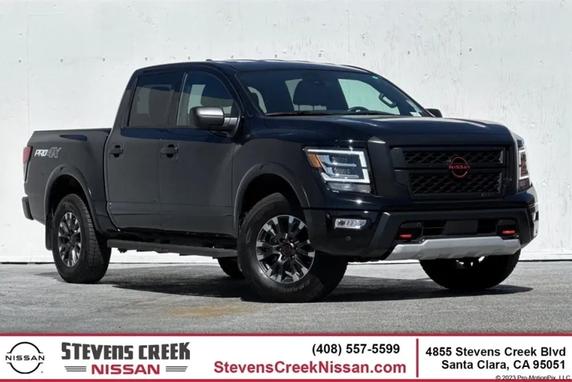 2024 Nissan Titan PRO-4X photo 1