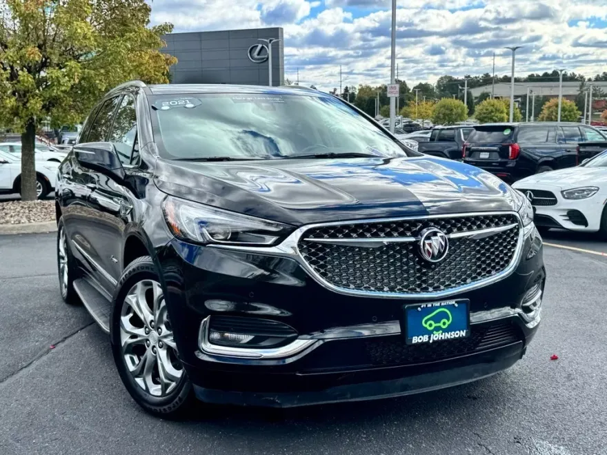 2021 Buick Enclave Avenir photo 1