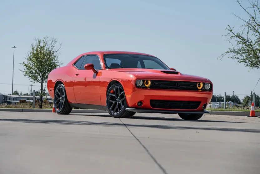 2019 Dodge Challenger GT photo 1
