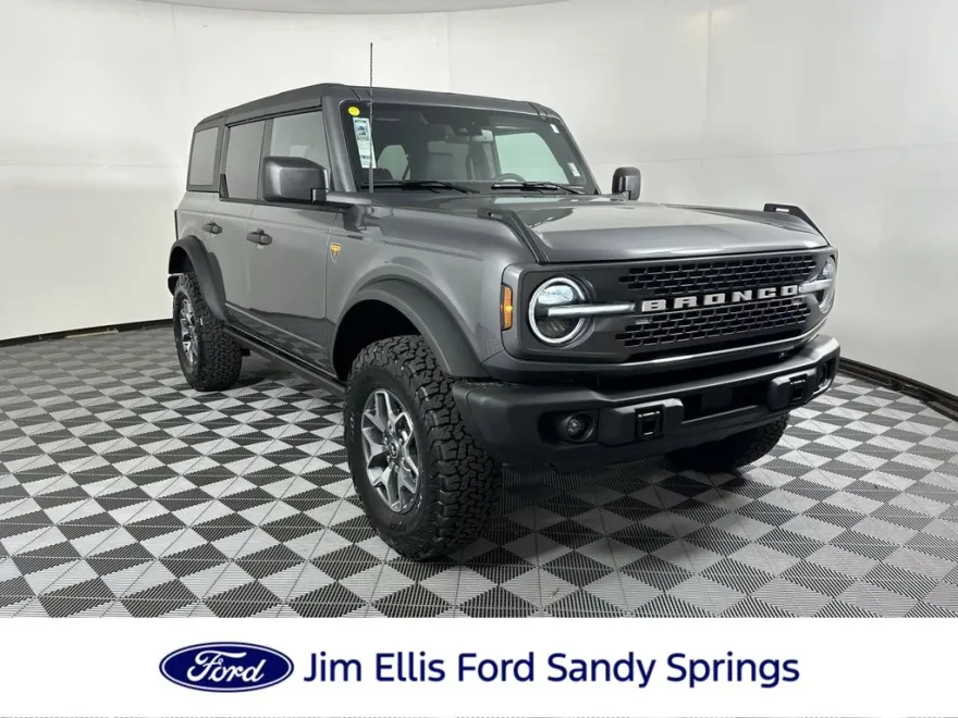 2025 Ford Bronco Badlands photo 1