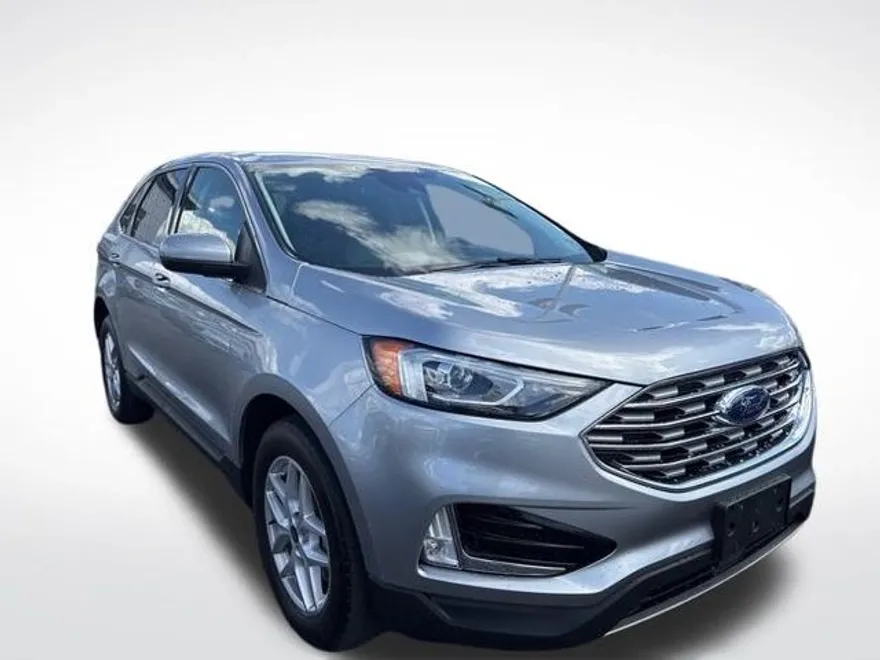 2021 Ford Edge SEL photo 1