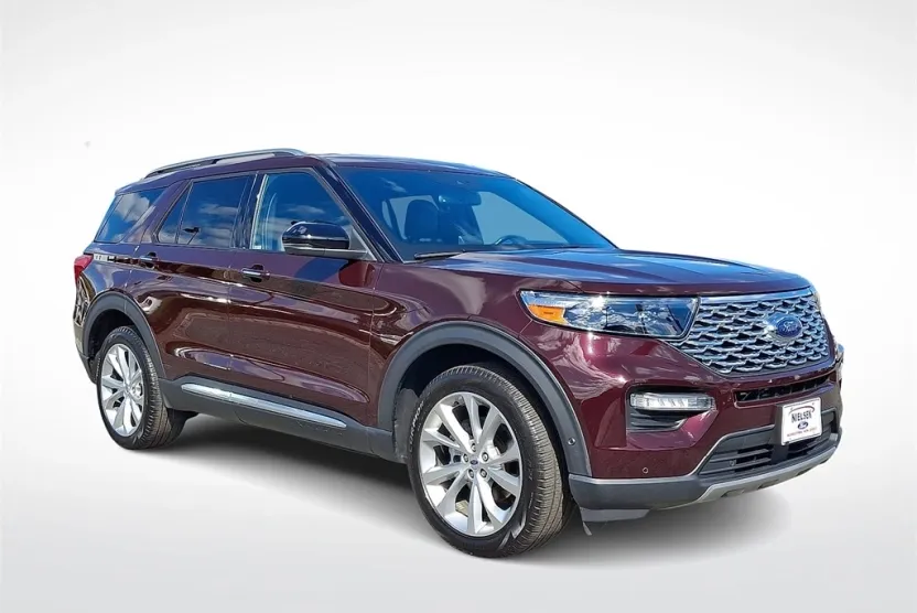 2023 Ford Explorer Platinum photo 1