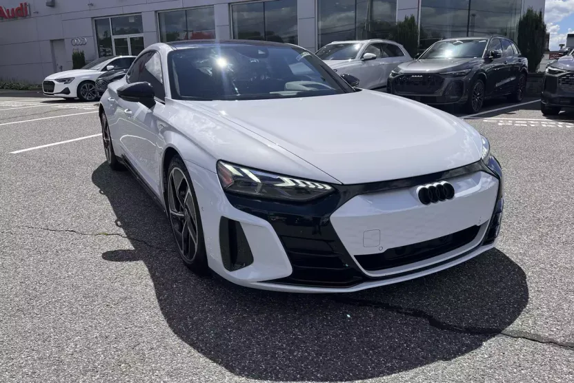 2023 Audi RS e-tron GT Base photo 1