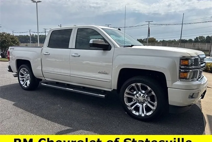 2014 Chevrolet Silverado 1500 High Country photo 1