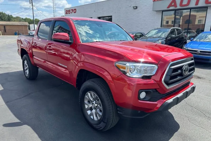 2020 Toyota Tacoma SR5 photo 1