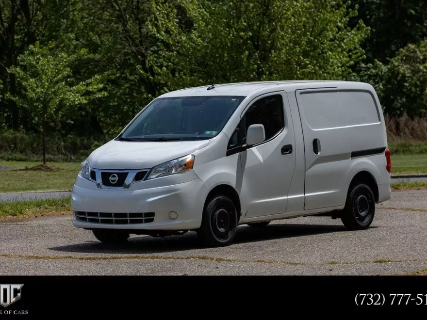 2020 Nissan NV200 SV photo 1