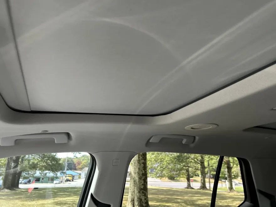 2018 Chevrolet Traverse Premier photo 1