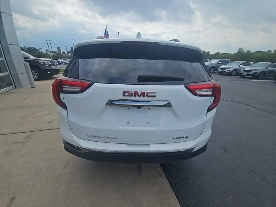 2023 Gmc Terrain AT4 photo 1