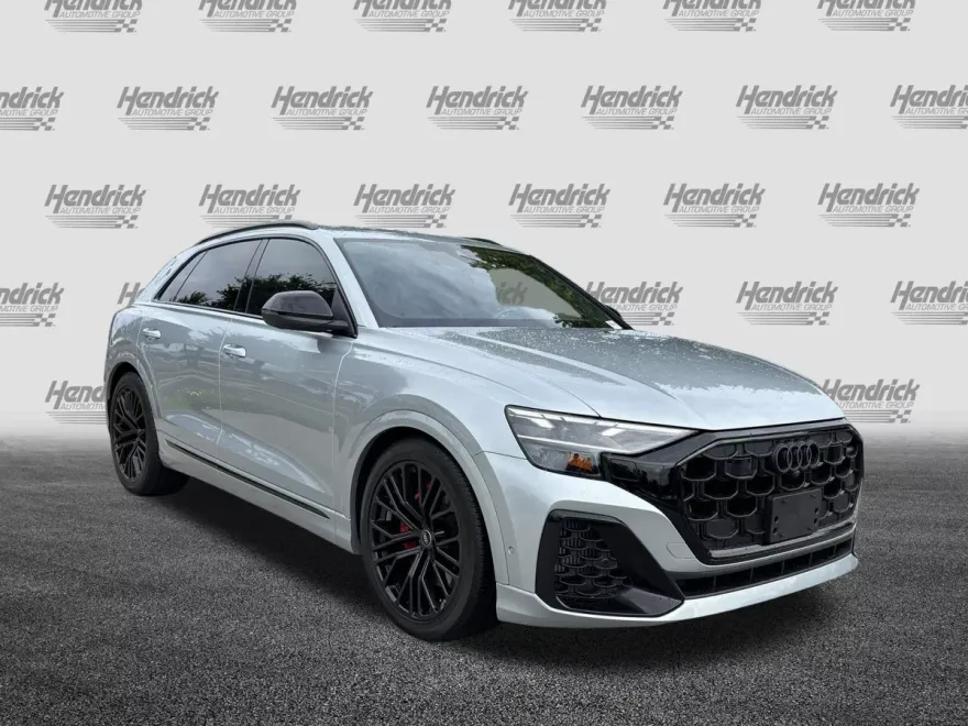 2024 Audi SQ8 Premium Plus photo 1