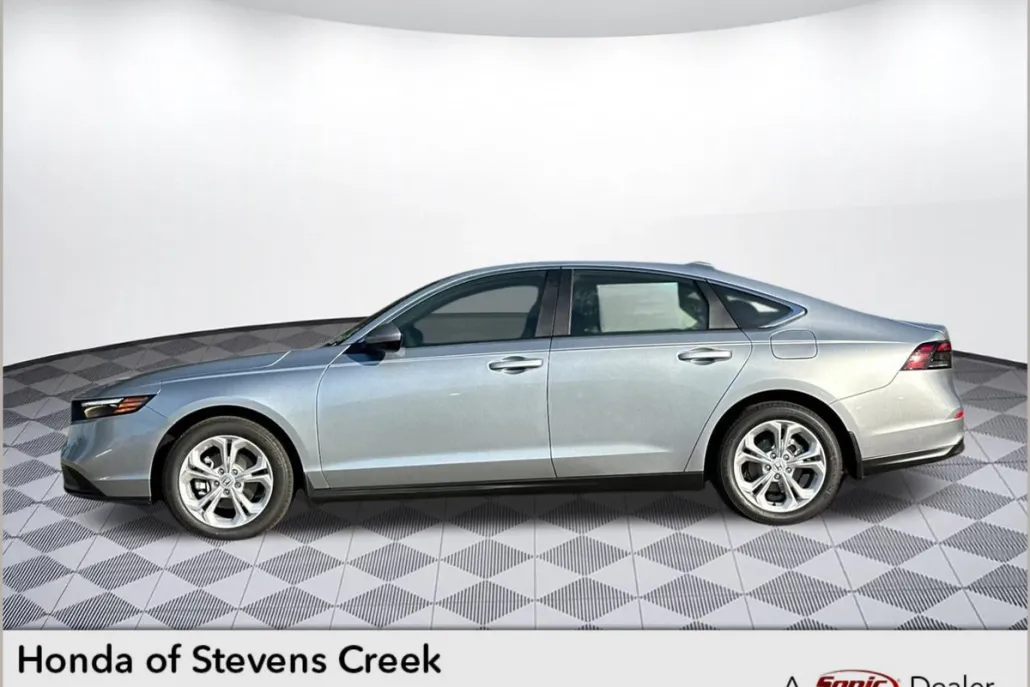 2025 Honda Accord LX photo 1