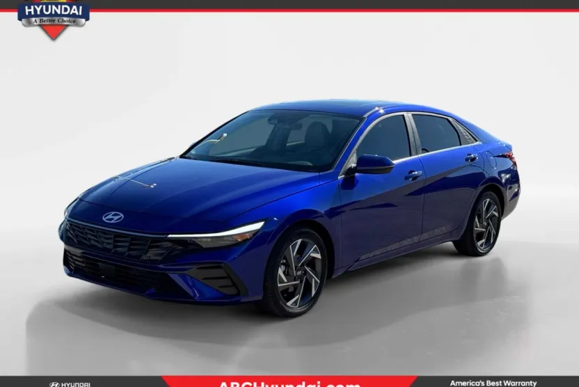 2025 Hyundai Elantra Limited photo 1