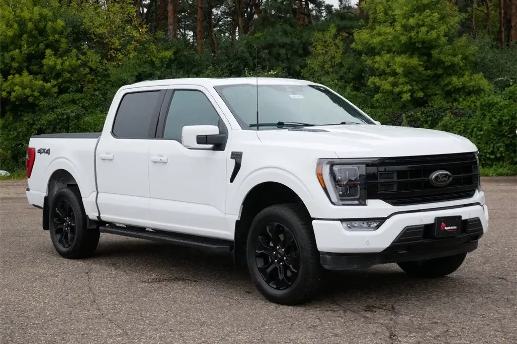2023 Ford F-150 Lariat photo 1