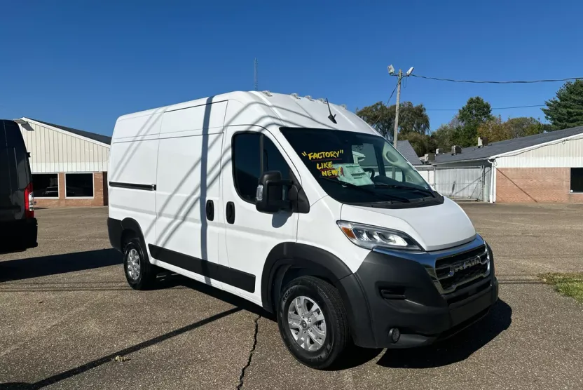 2024 Ram ProMaster 1500 High Roof photo 1