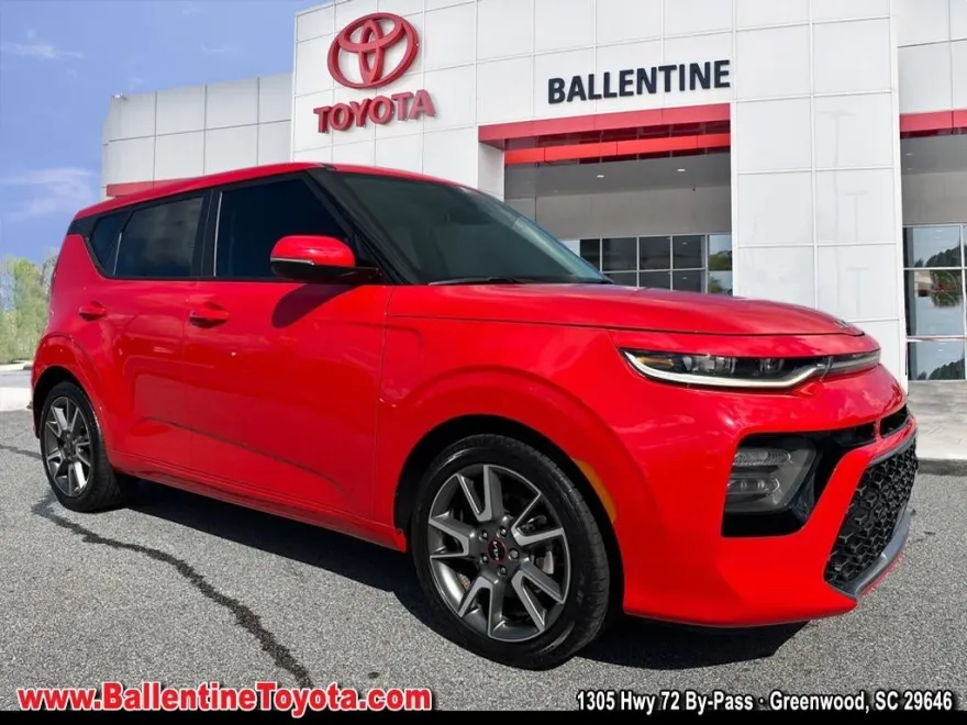 2022 Kia Soul GT-Line Turbo photo 1