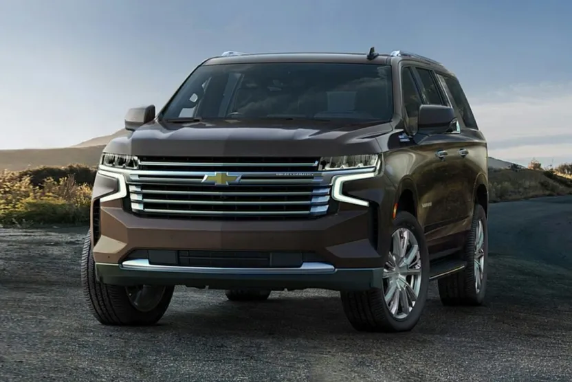 2022 Chevrolet Suburban LT photo 1